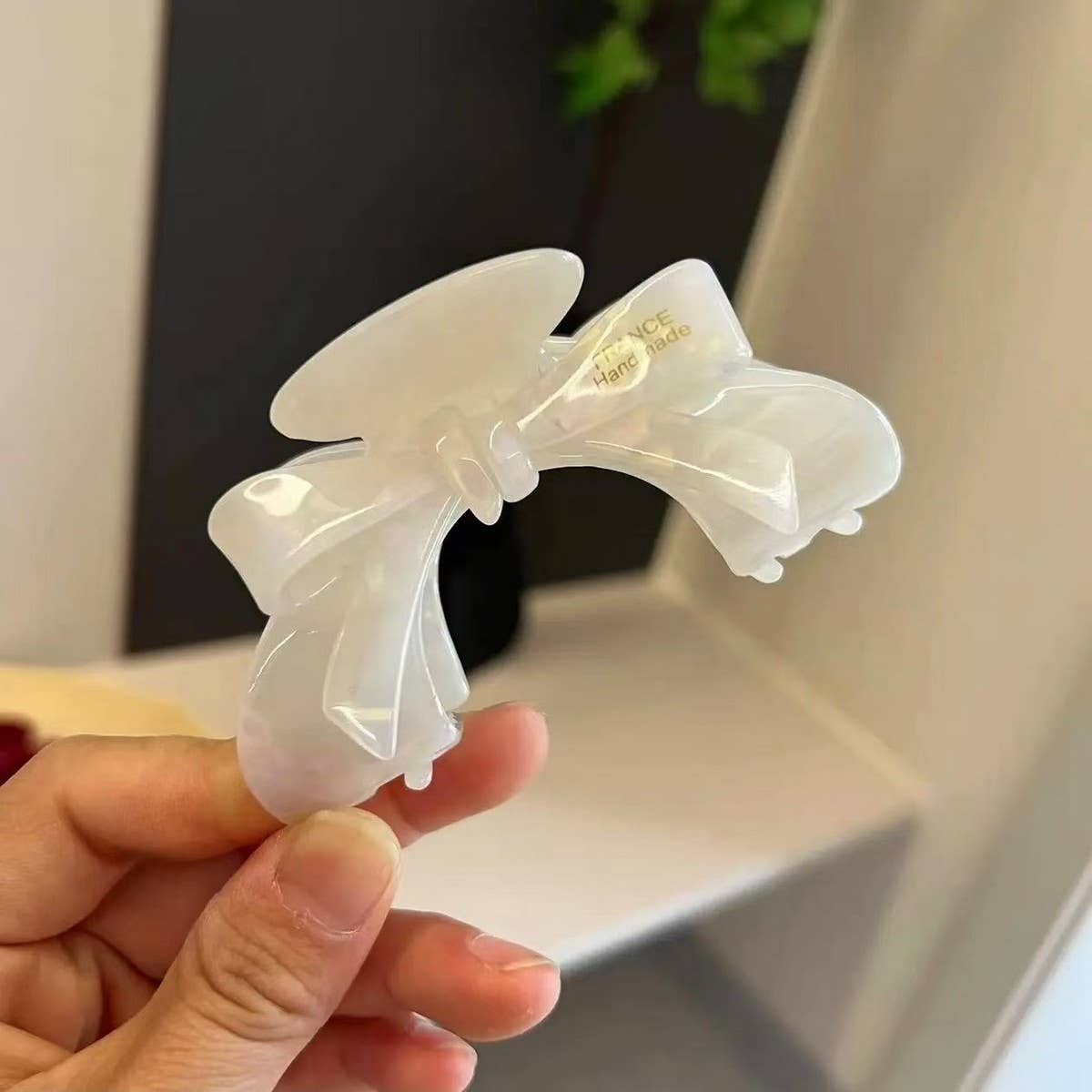 French Arch Hair Claw Bow Acetate Clip