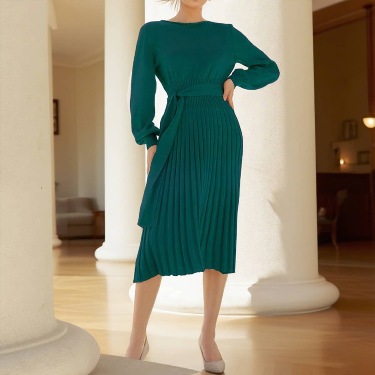 Fitted pleated mid-length knitted dress