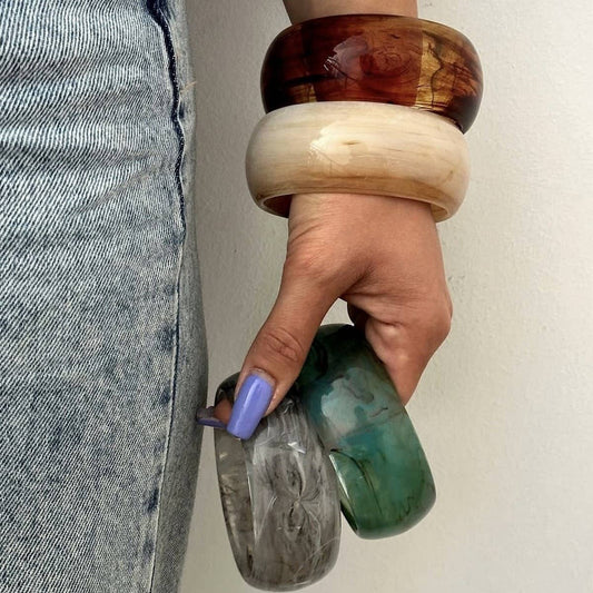 IRREGULAR TRANSLUCENT DESIGN FASHION BRACELET