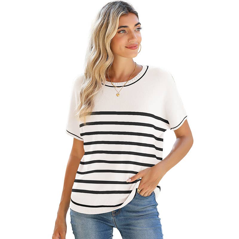 Round-neck,short-sleeved, color-blocked sweater