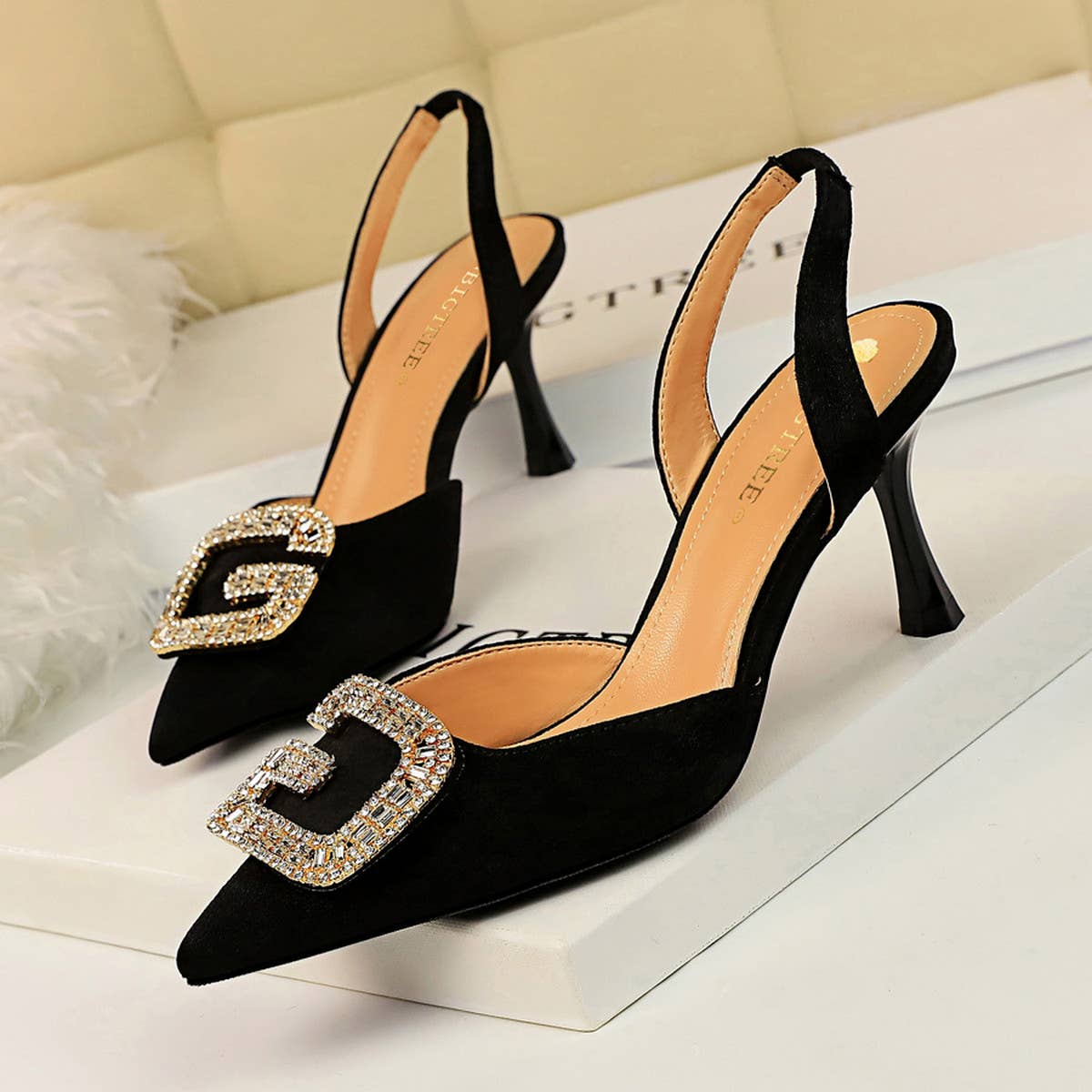 SHALLOW POINTED TOE RHINESTONE BUCKLE HIGH HEELS