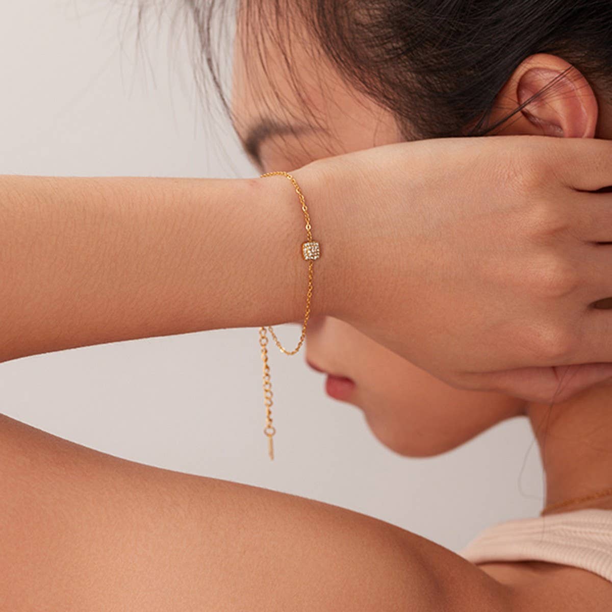 Delicate 18K Gold Titanium Zircon Square Pendant