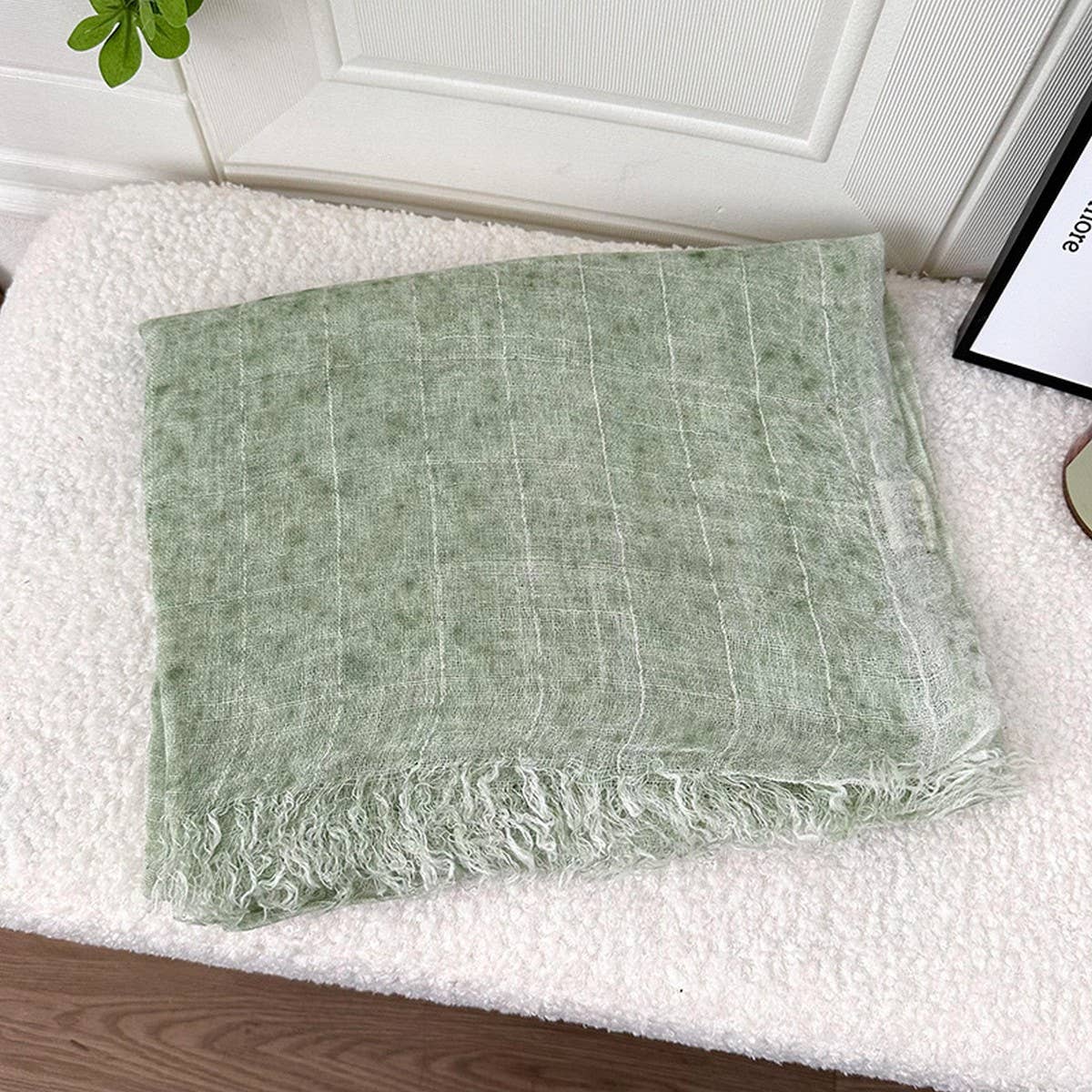 CONTRAST COLOR SPRAY DYED LONG SCARF SHAWL