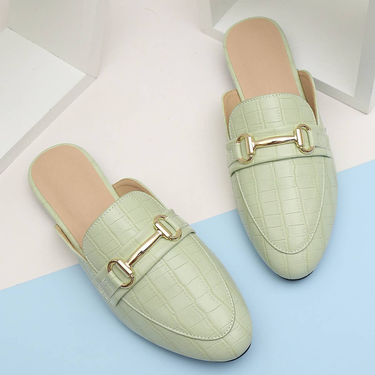 WOMEN LARGE SIZE CROCODILE LEATHER FLAT MULES