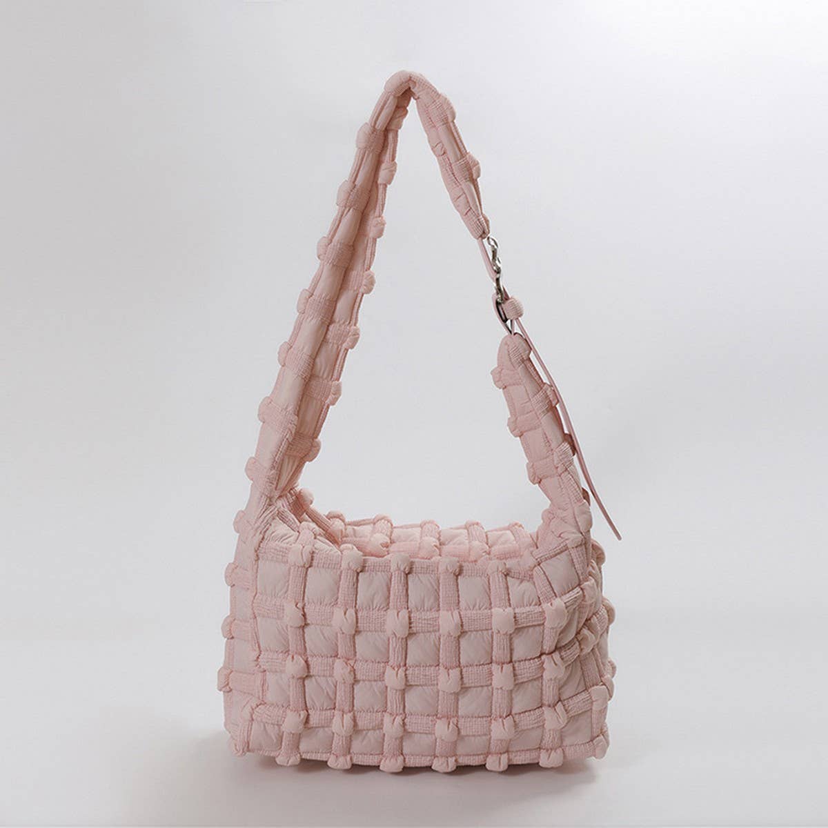 Quilted Cloud Shoulder Crossbody Bag_CUAB00489