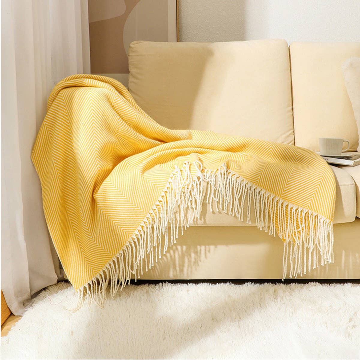 LIGHTWEIGHT COZY WOVEN BLANKET WITH TASSELS