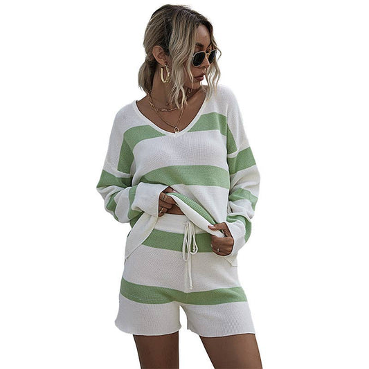 STRIPED COLOR CONTRAST THIN KNIT SUIT