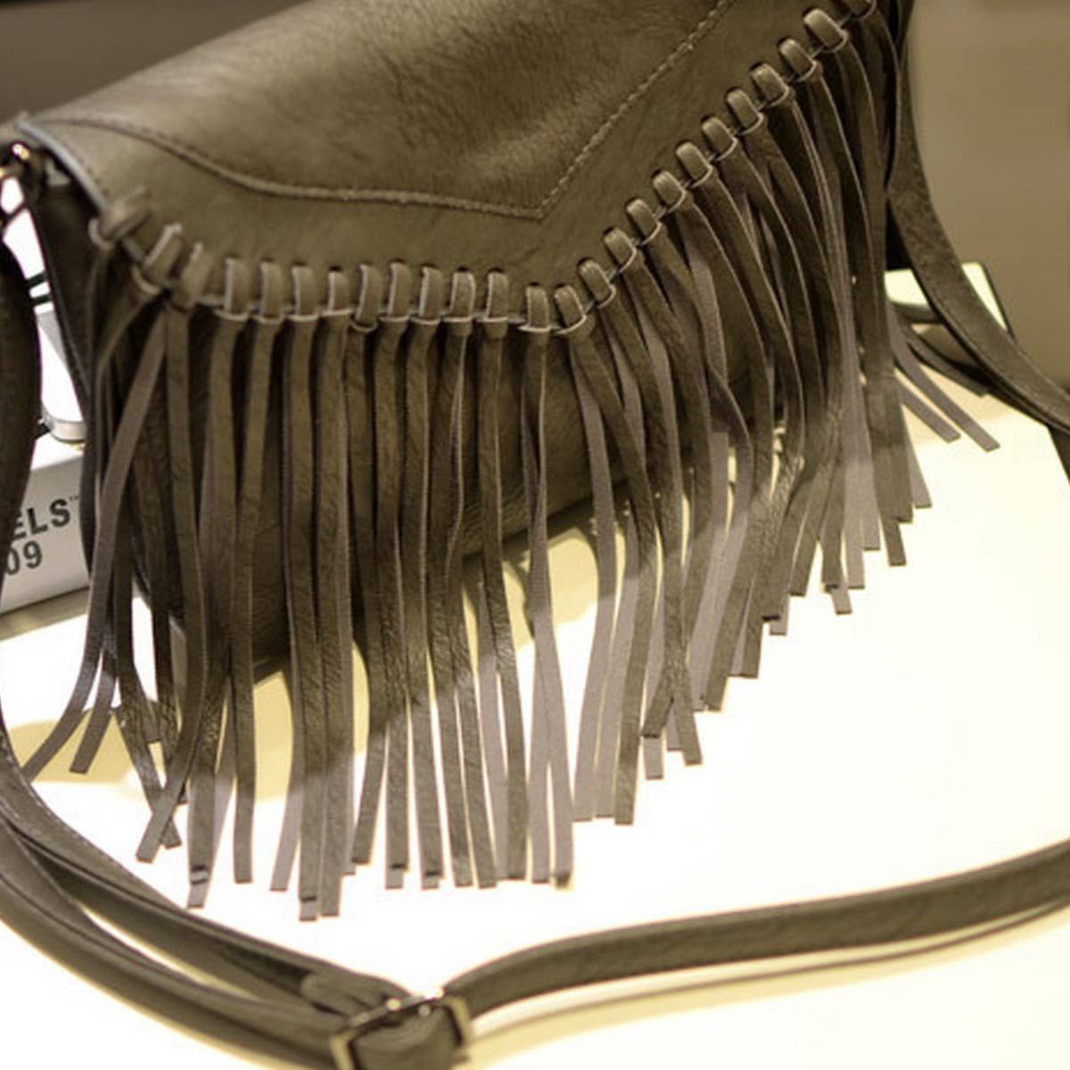 CWAB4564_HA HEE ENVELOPE TASSEL SHOULDER CROSSBODY BAG