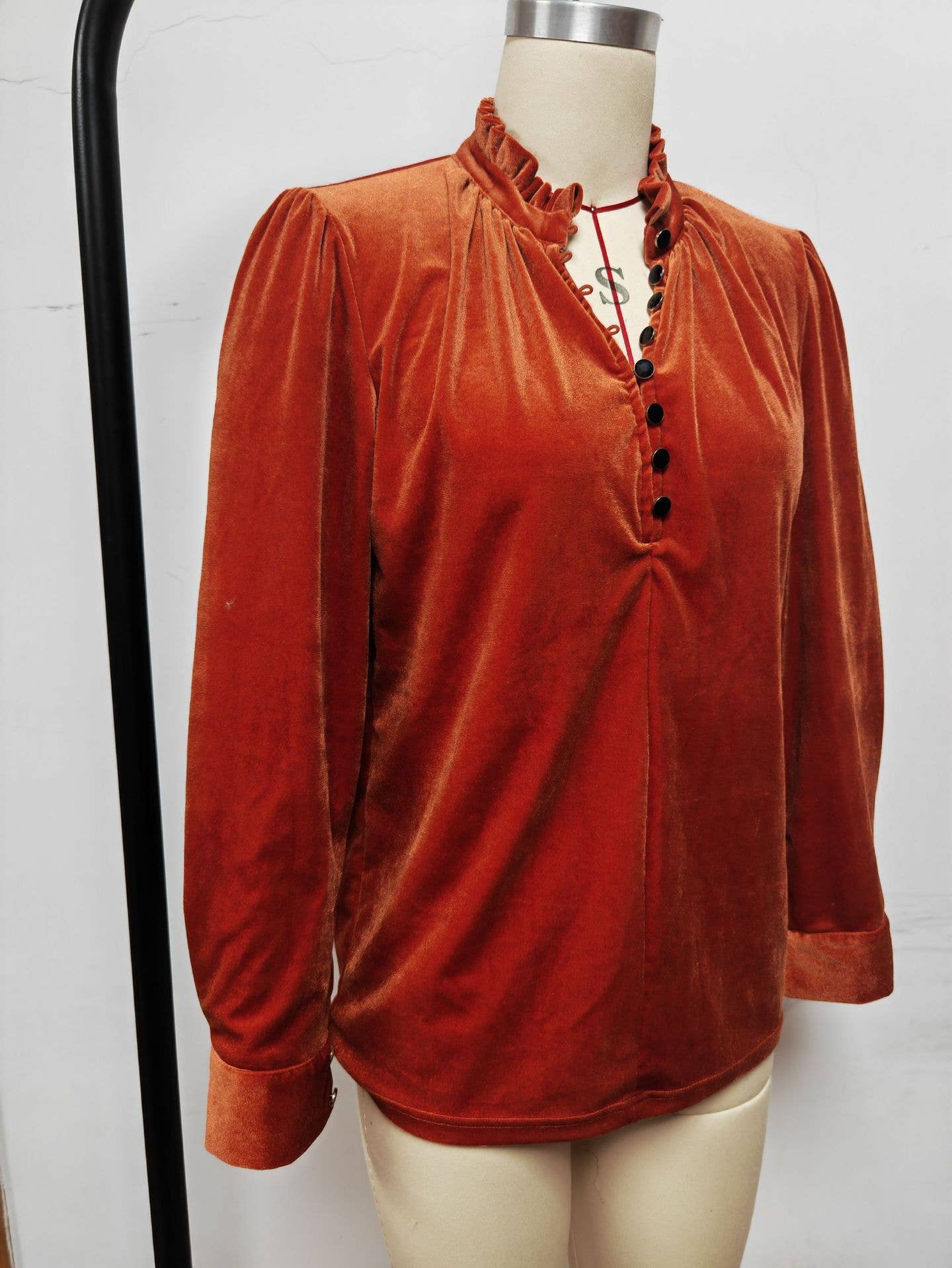 SEXY V-NECK LONG SLEEVE SHIRT IN CANARY