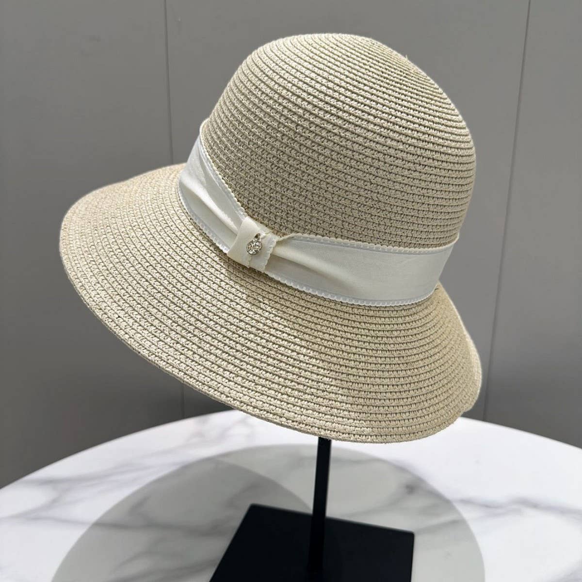 Summer outdoor beach vacation sun hat_CWAH3597