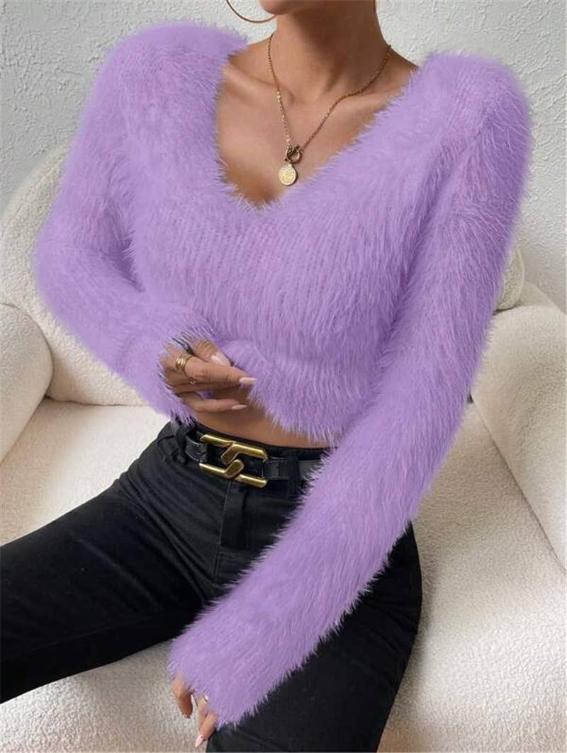 Solid-color V-neck fitted plush short sweater