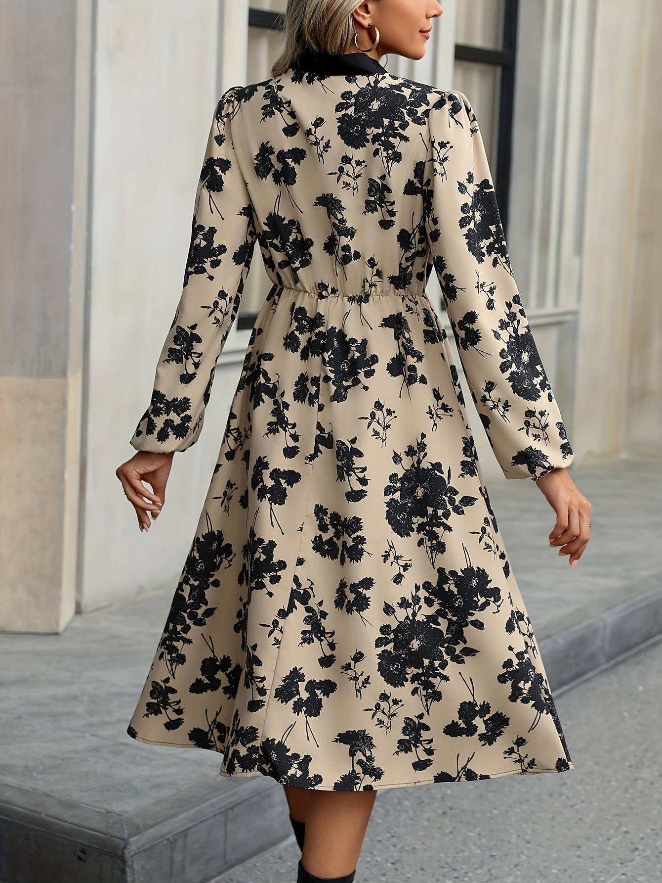 Mid-length A-line floral dress with lace neckline