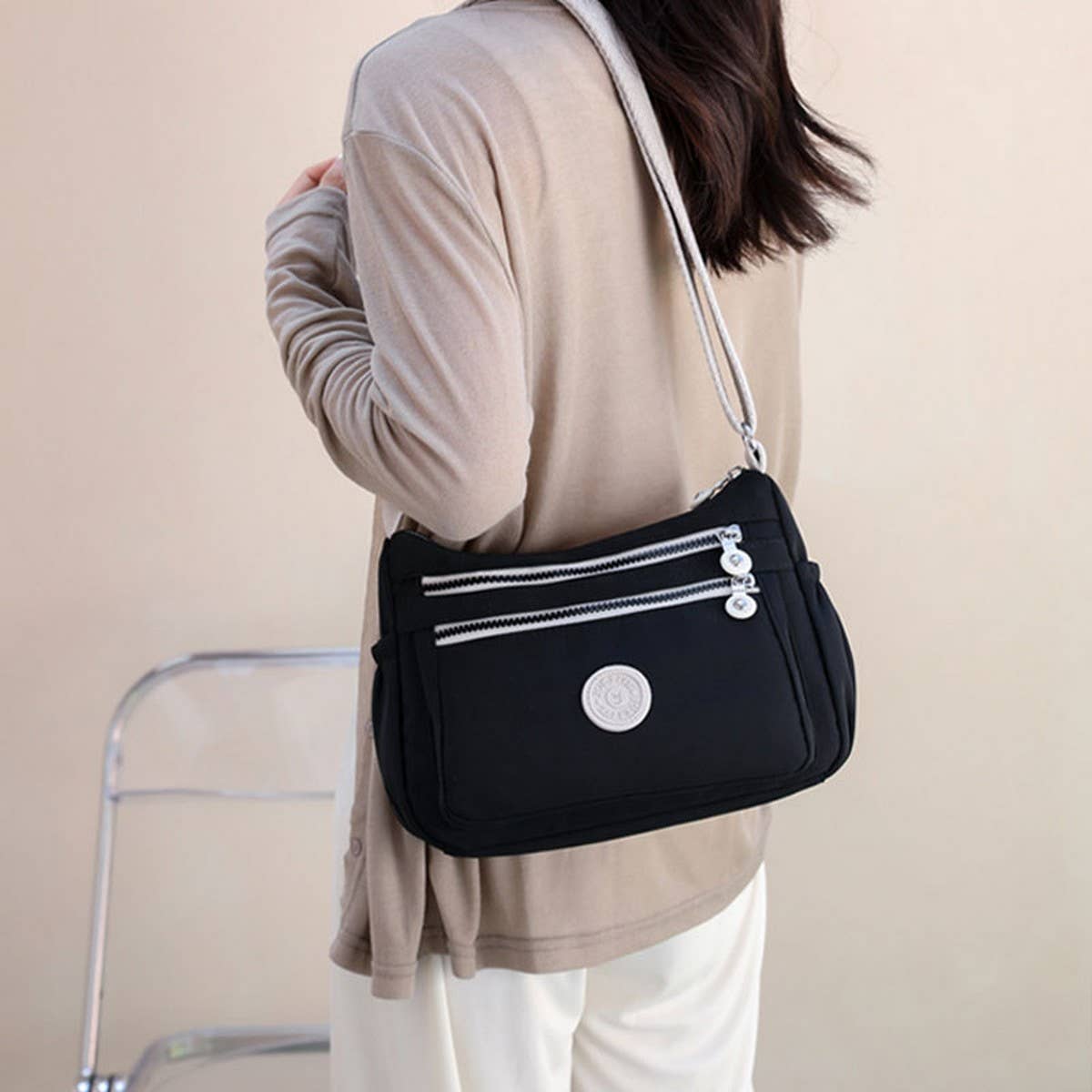 SIMPLE LARGE CAPACITY SHOULDER MESSENGER BAG_CWAB3516