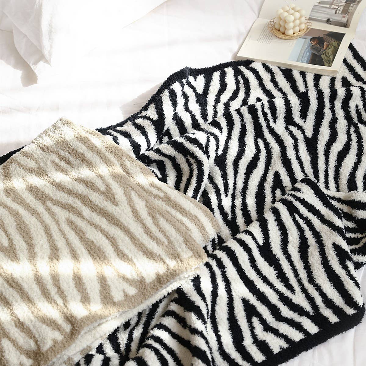 ZEBRA PRINT, HOUNDSTOOTH COZY THROW BLANKETS_CWMM0210