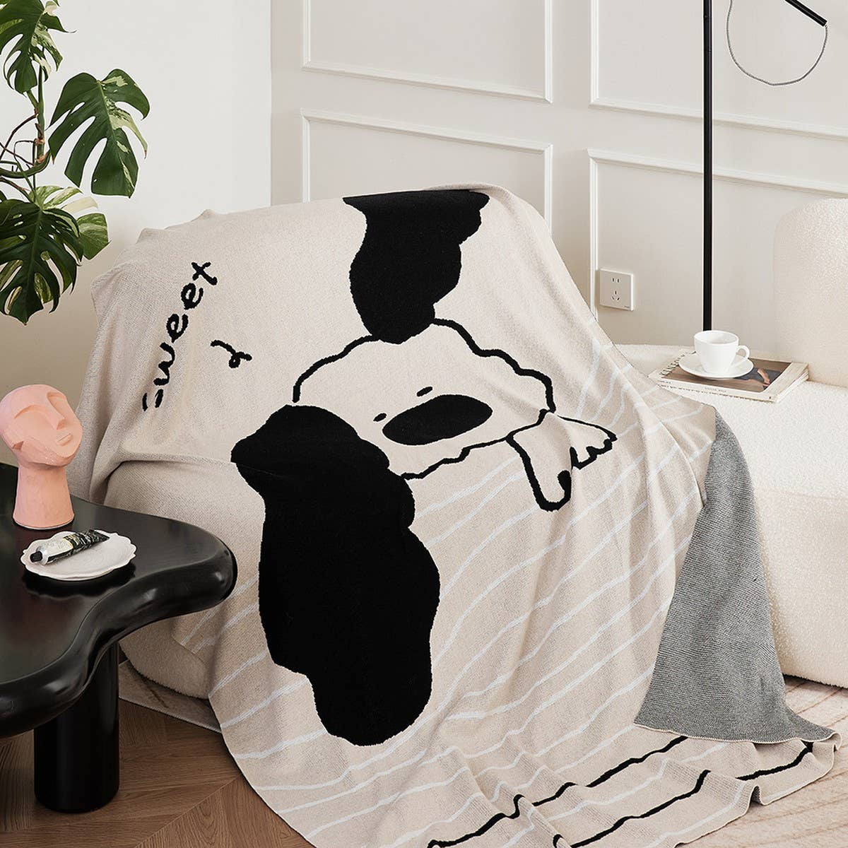 THIN COTTON CARTOON PUPPY KNITTED BLANKET