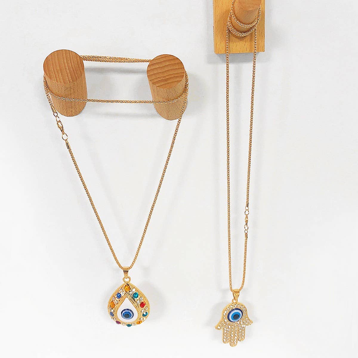 DEVIL'S EYE DIAMOND PENDANT NECKLACE