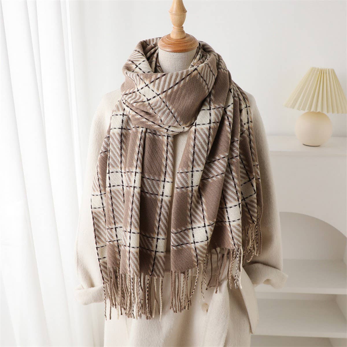 Aesthetic Plaid Fringe Scarf for Fall Winter_CWASC2767