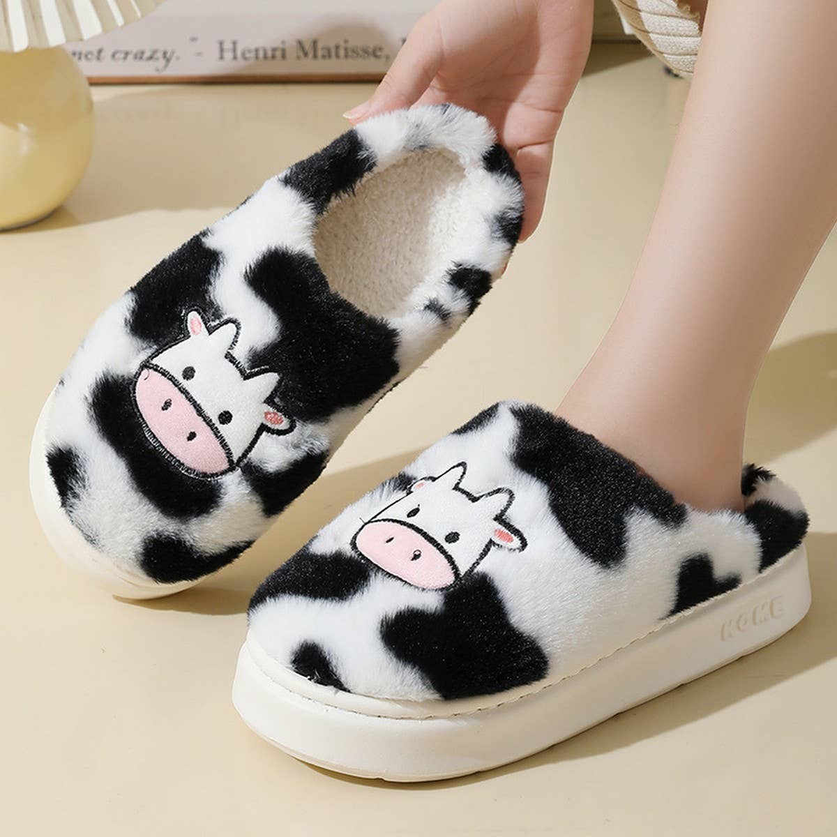 CUTE CARTOON COW STYLE WINTER COTTON SLIPPERS