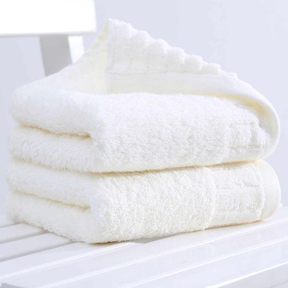 THICK AND SOFT LONG-STAPLE COTTON TOWEL FOR ADULTS