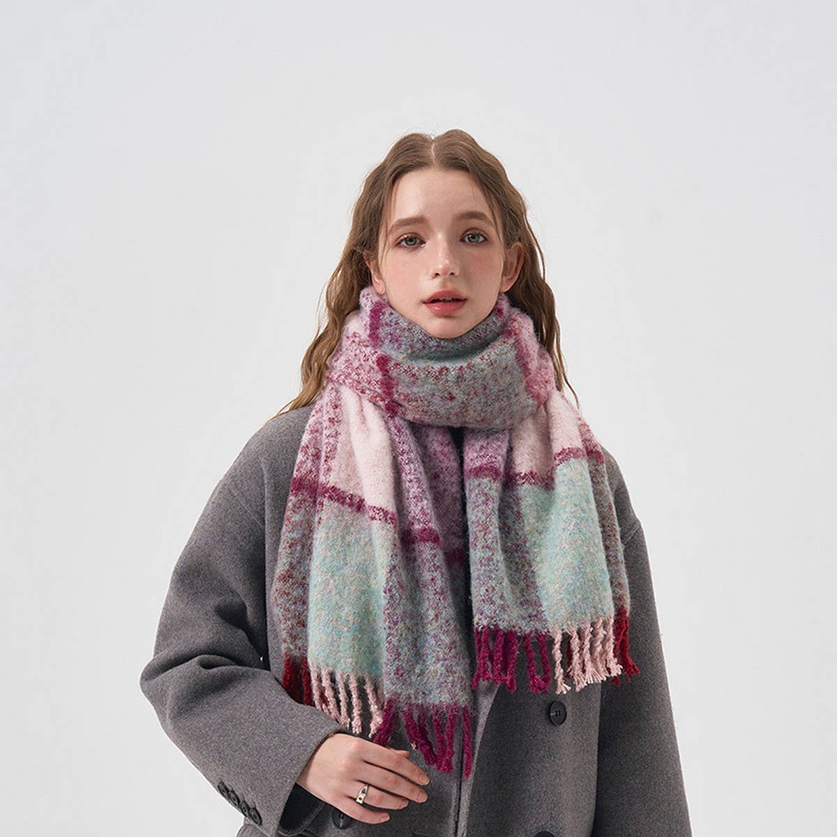 Wool Blend Plaid Tassel Winter Scarf for Women_CWASC2367