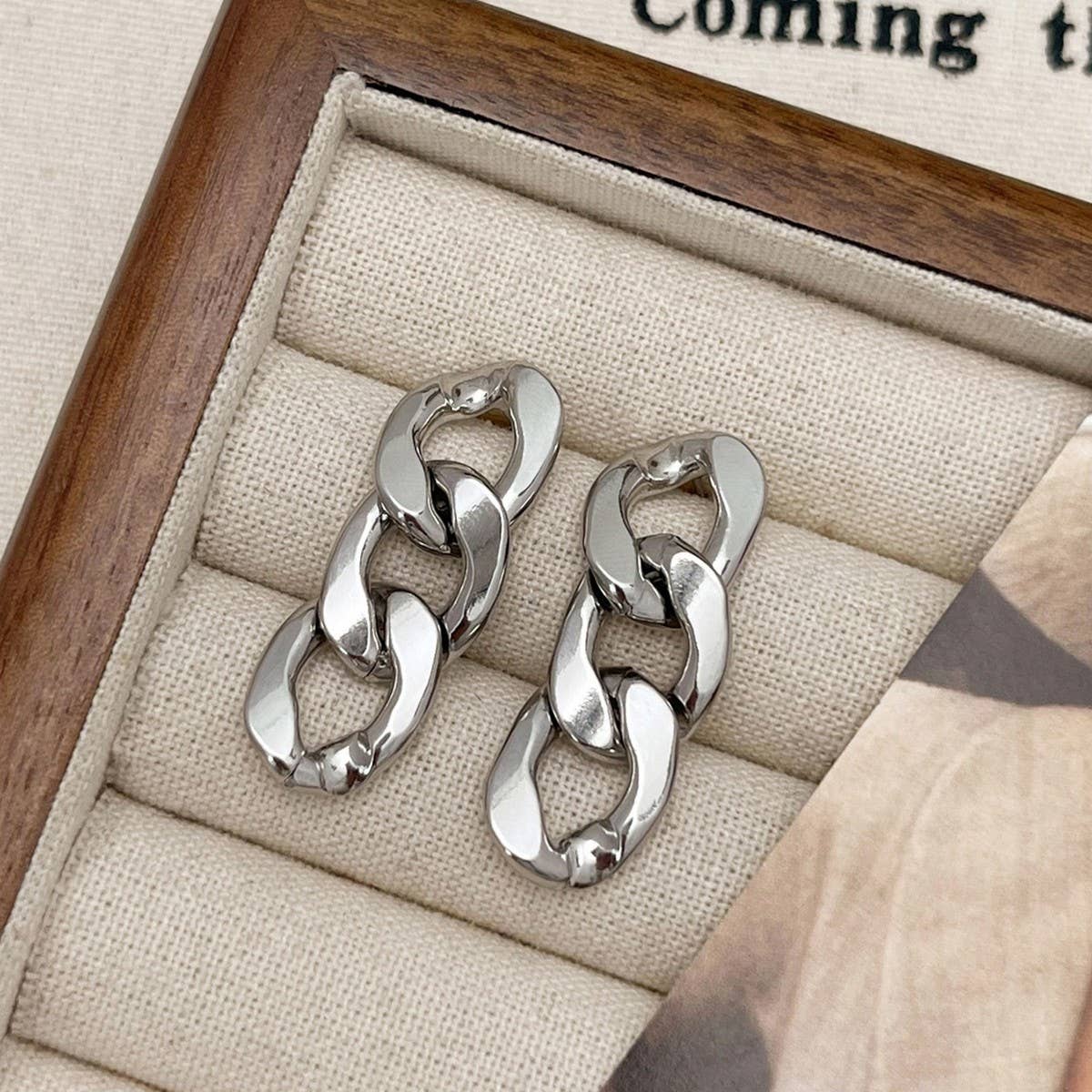 SIMPLE AND FASHIONABLE TASSEL EARRINGS FOR WOMEN