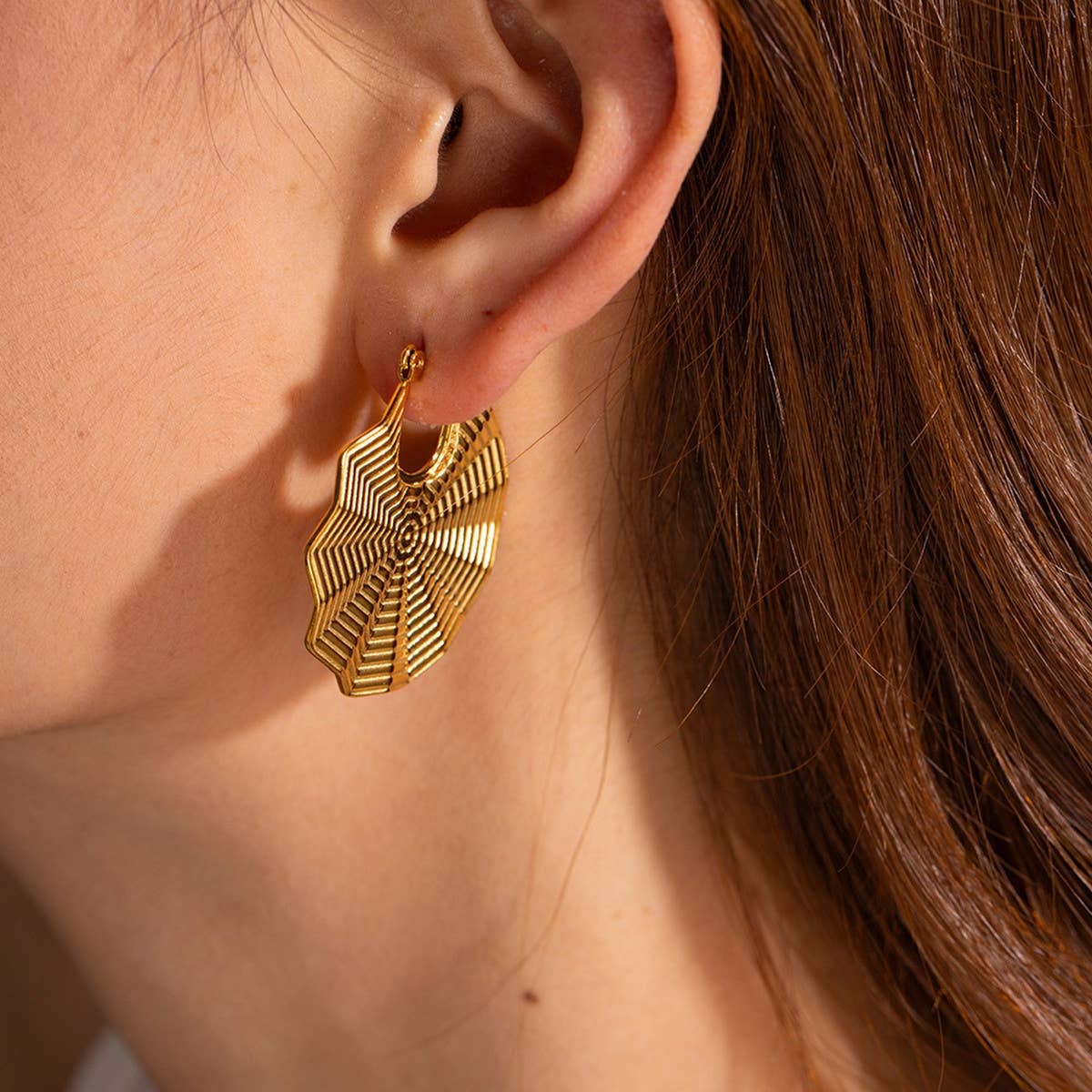 NEW IRREGULAR GEOMETRIC SECTOR EARRINGS_CWAHA0924