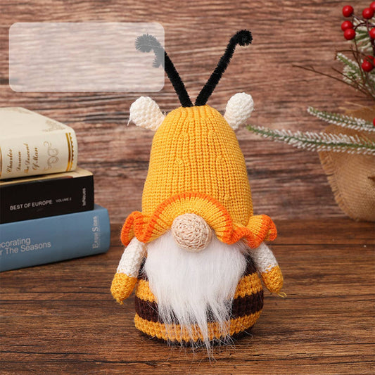 CWMM9480_BEE FESTIVAL RUDOLPH FACELESS DOLL ORNAMENT