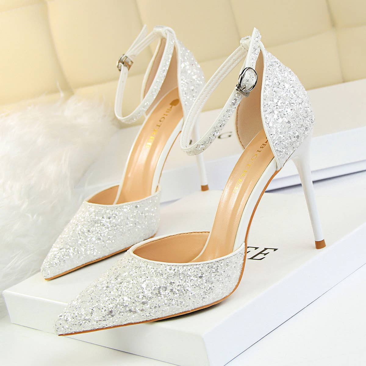 SHALLOW POINTED TOE SEQUINED SEXY HIGH HEELS