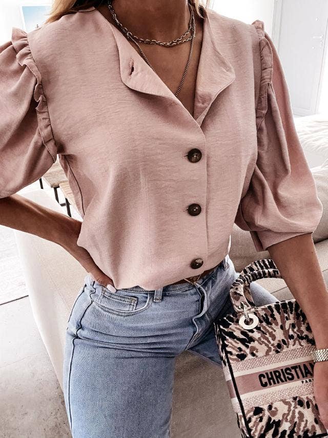 STYLISH BUTTON-DOWN SHIRT WITH WOODEN EARS