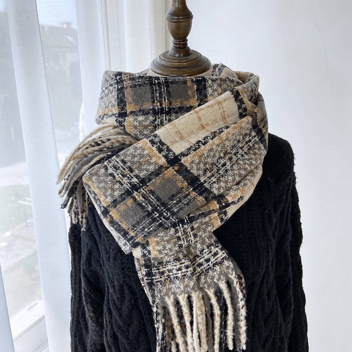 Plaid Tassel Scarf - Wrap for Students & Couples_CWASC1461