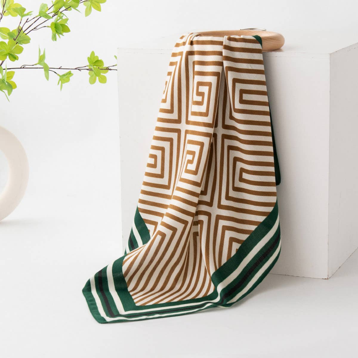 STRIPE PRINT VINTAGE SCARF_CWASC0933