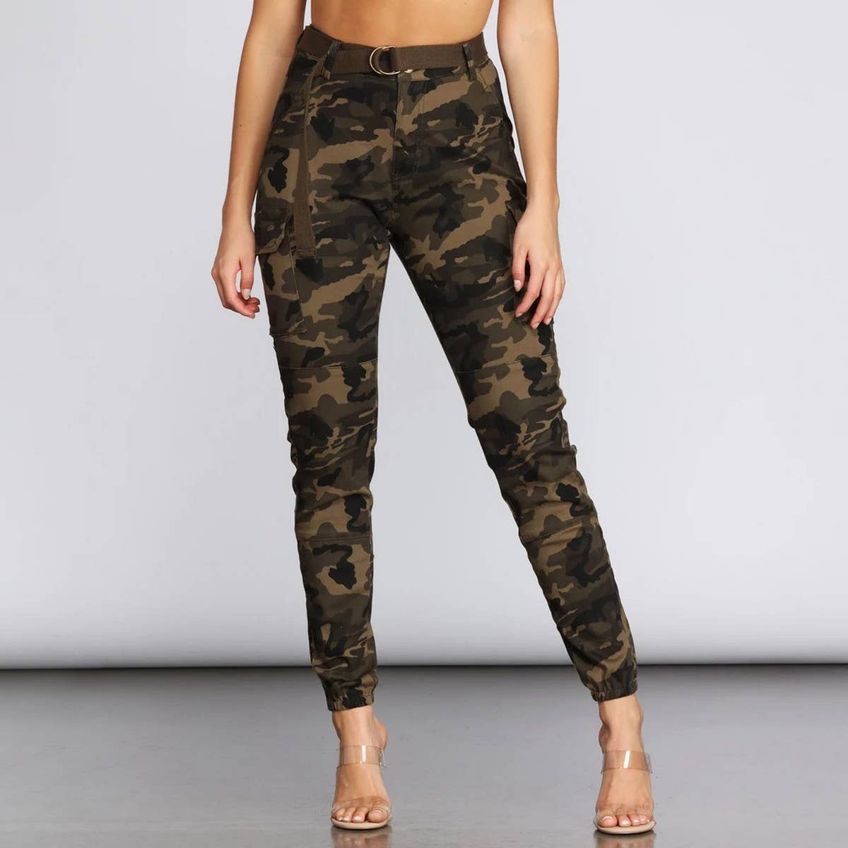 WOMENS SLIM FITTING CAMOUFLAGE PRINTED PANTS_CWBLP0383