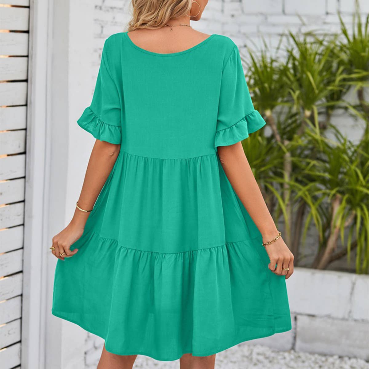 V-neck doll outfit three-layer pleated dress