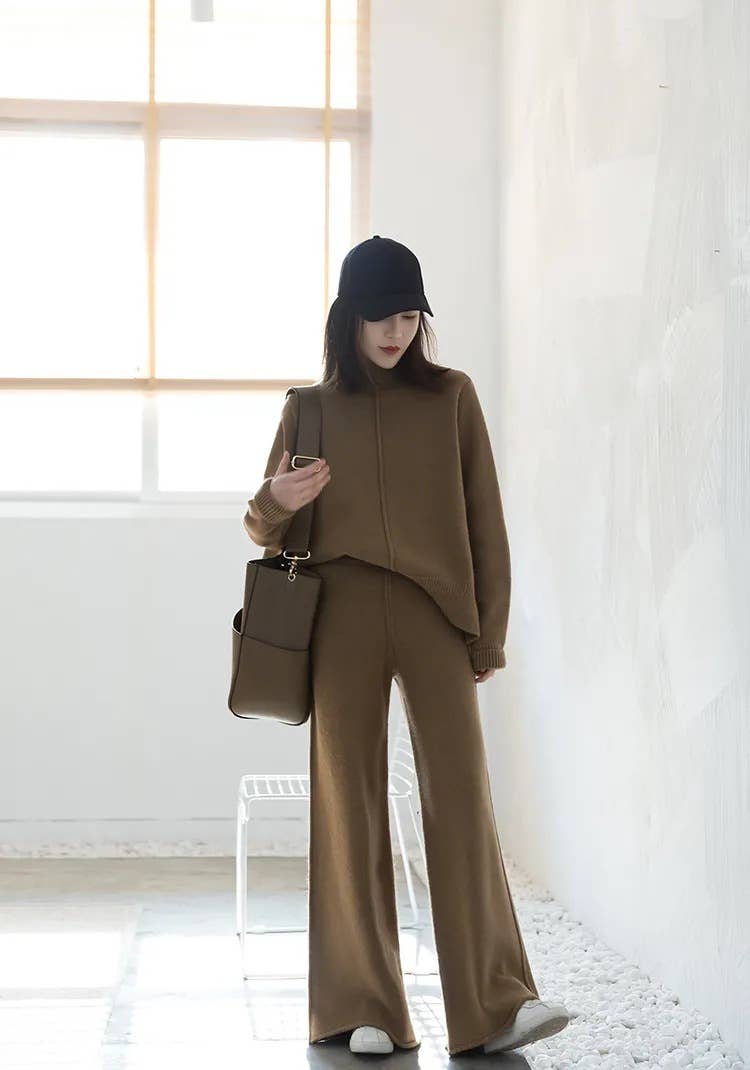 SWEATER WITH SLIT AND WIDE LEG PANTS KNIT SUIT