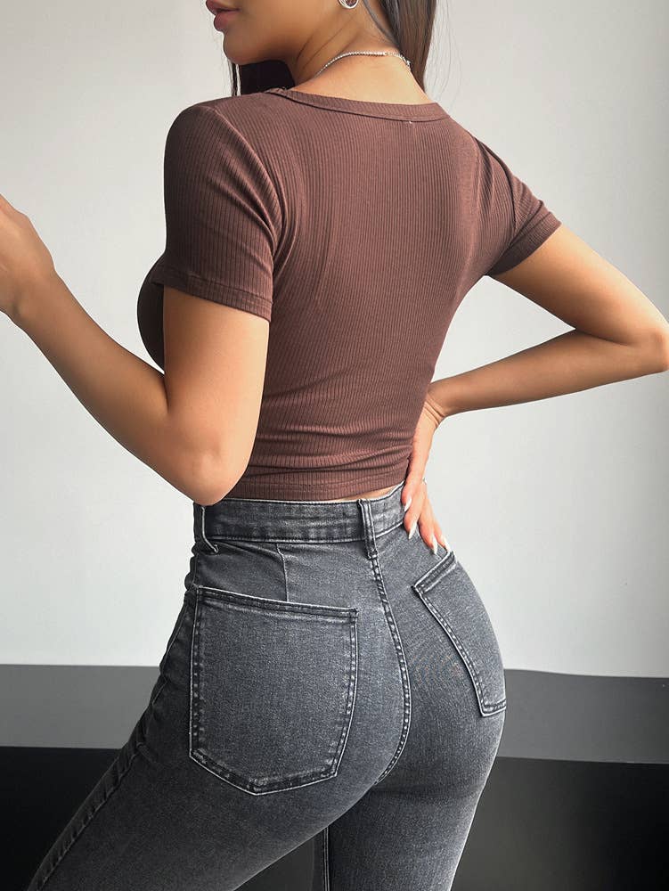 SOLID COLOR SQUARE NECK SHORT CROP SHAPE T-SHIRT