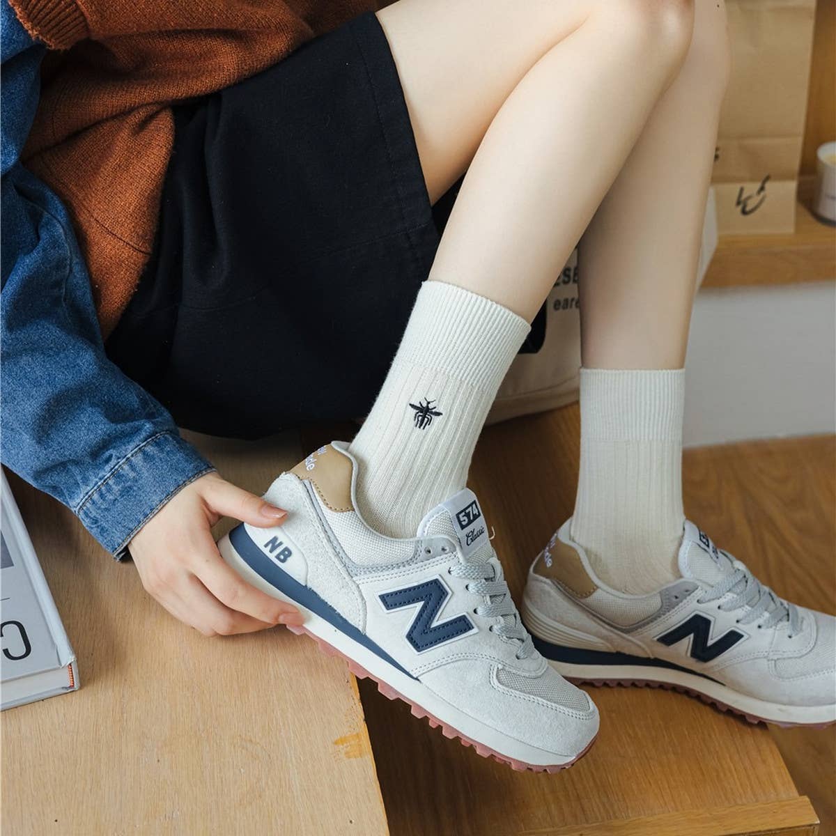 EMBROIDERED MID-CALF VERTICAL KNITTED PILE SOCKS