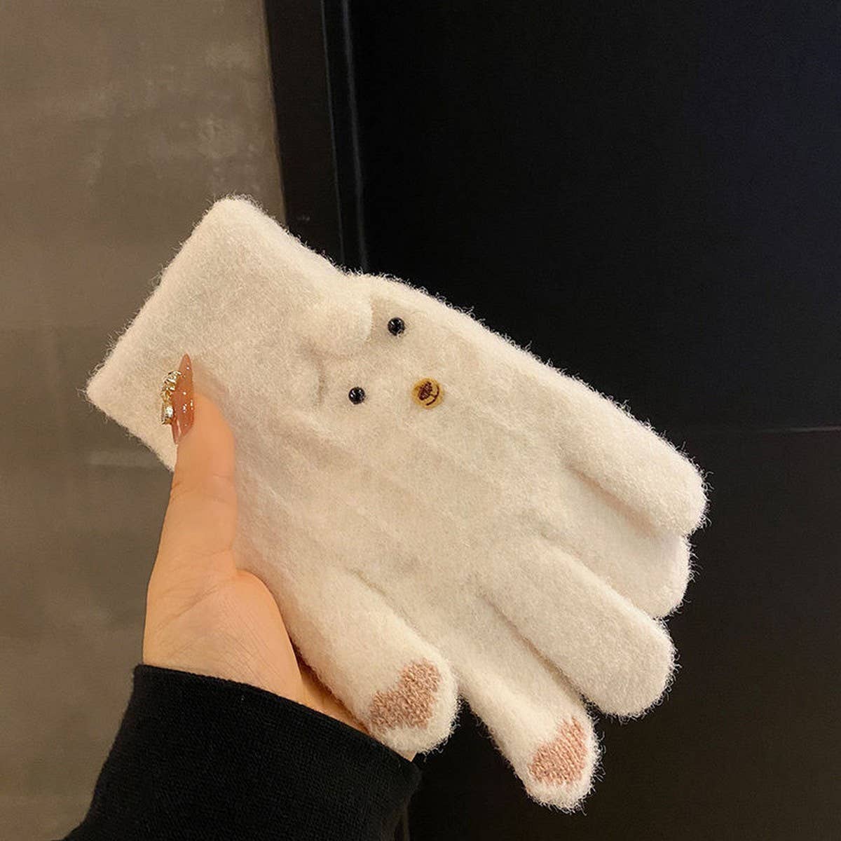 CUTE VELVET WARM GLOVES FOR AUTUMN AND WINTER_CWAG0174