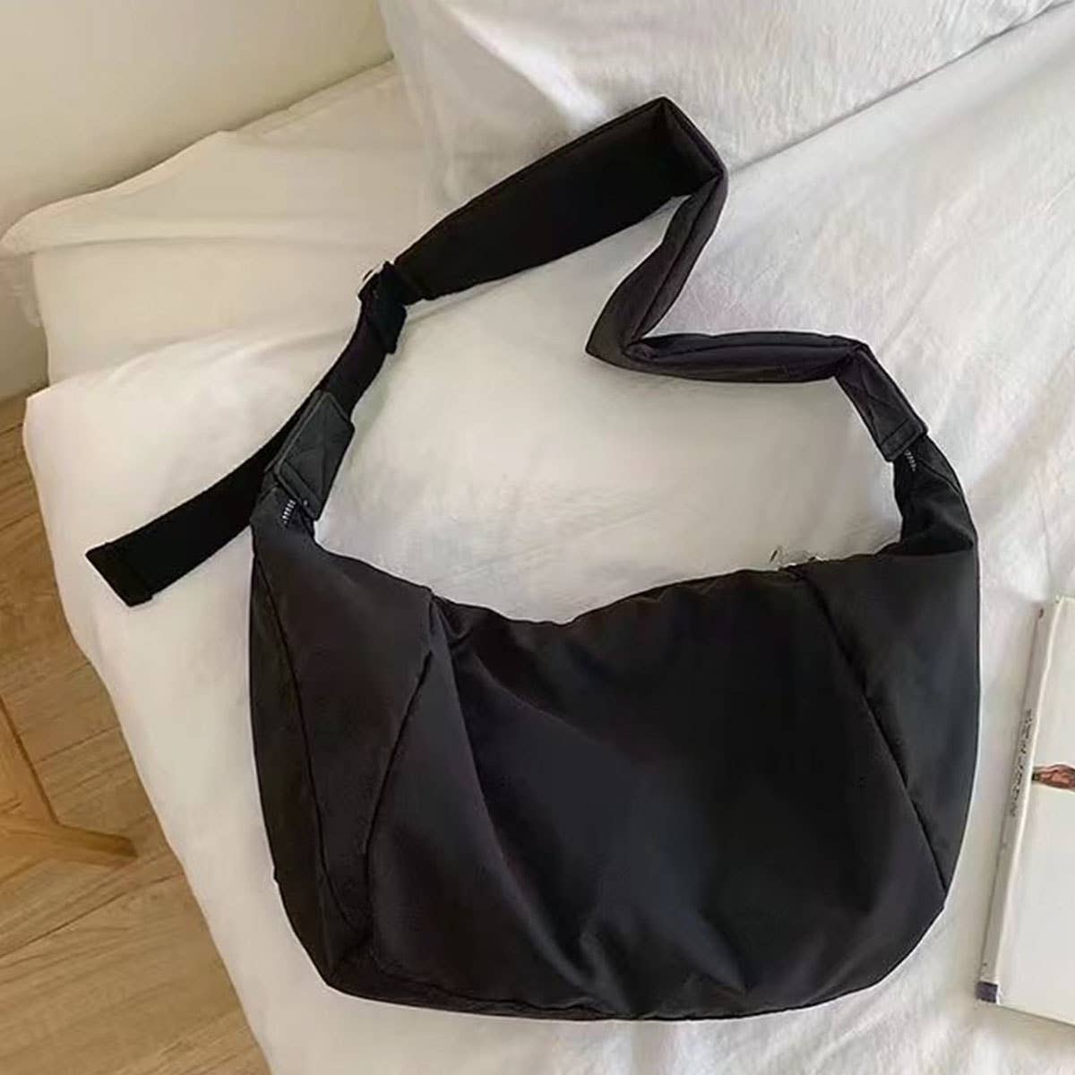 Pleated wide shoulder strap canvas bag