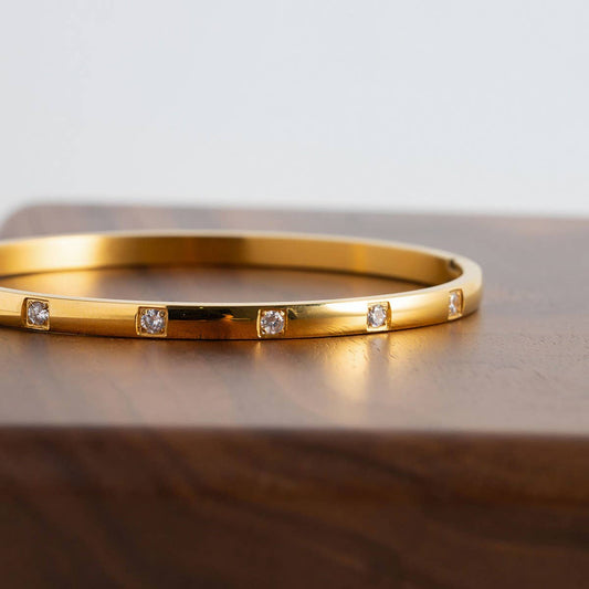 18K Gold White Zircon Round Bangle, Elegant Style_CWAJE4694