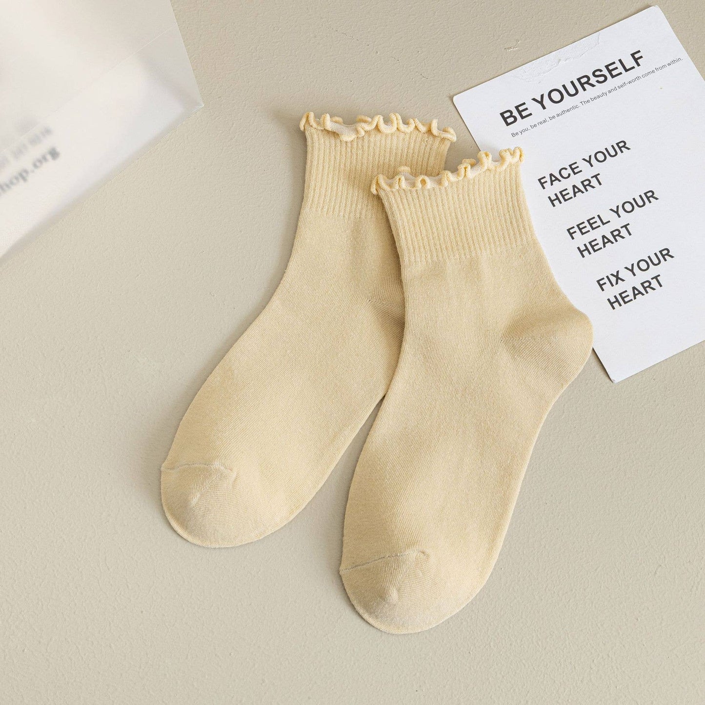 Womens Solid Color Ruffle Ankle Socks