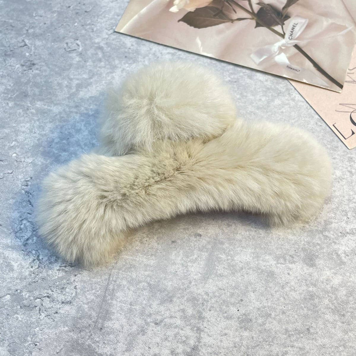 Rex Rabbit Fur Claws - Elegant Mixed Color Clips