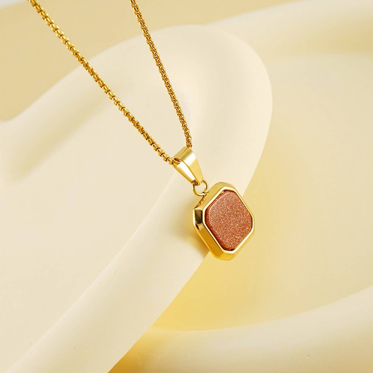 CWAJE1954_Simple Fashion Geometric Necklace,Gold