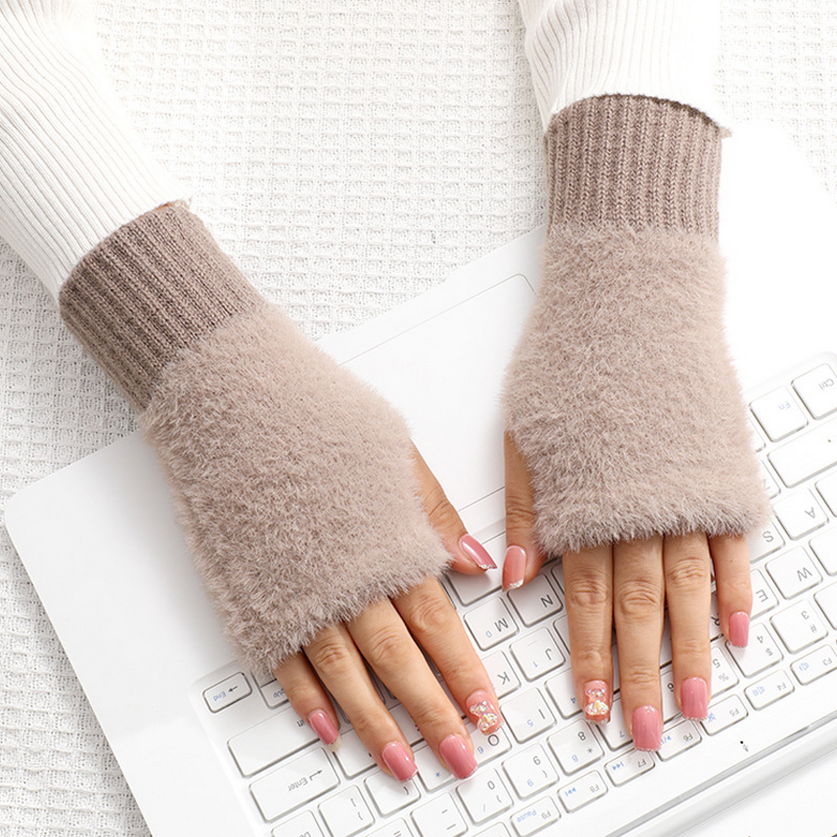 Women??¢s Long Fingerless Knit Gloves Touchscreen_CWAG0520