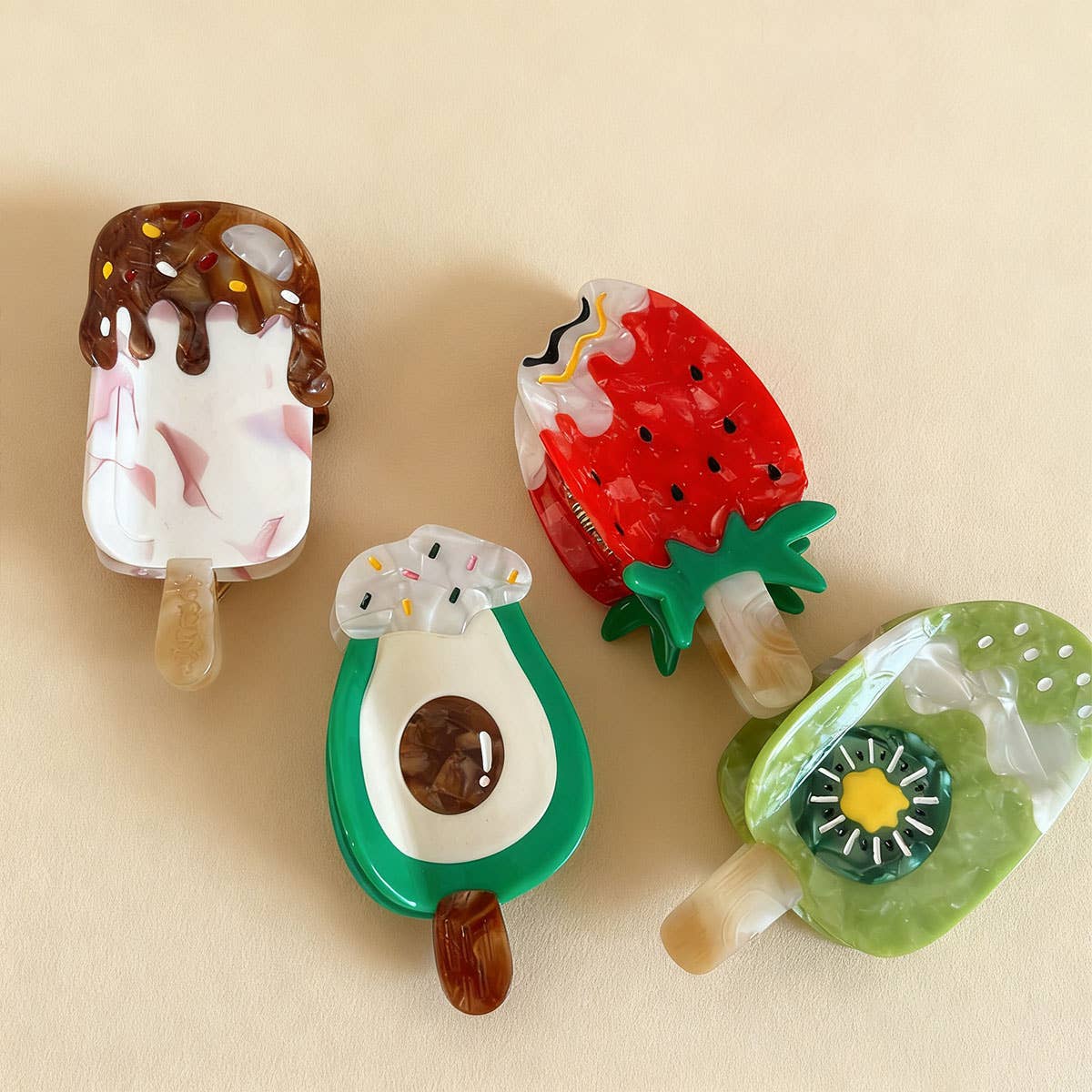 CWAHA07736_CUTE POPSICLE STRAWBERRY CHOCOLATE HAIR CLAW