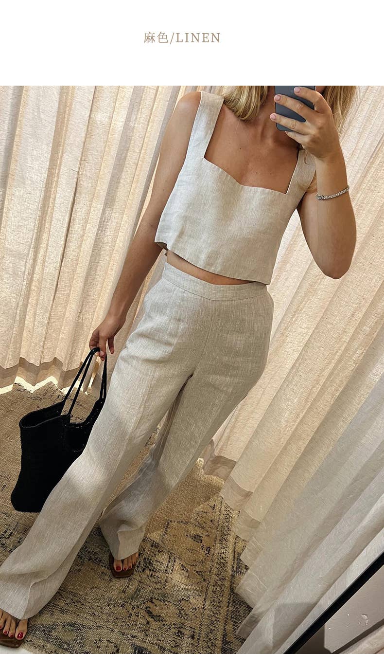 Short square neck sleeveless tank top