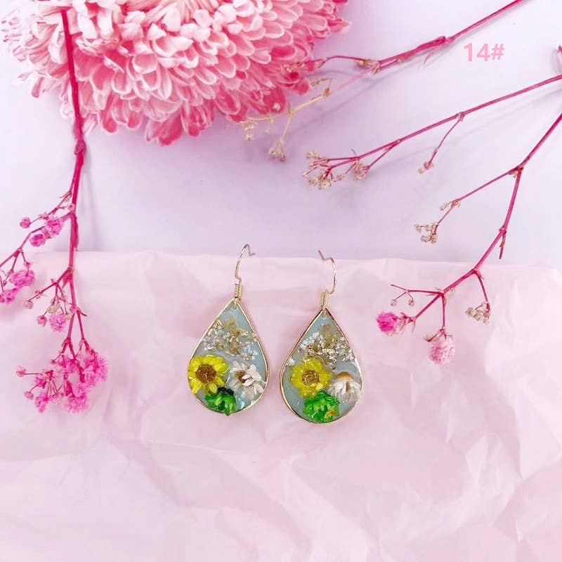Geometric natural real dried flower earrings