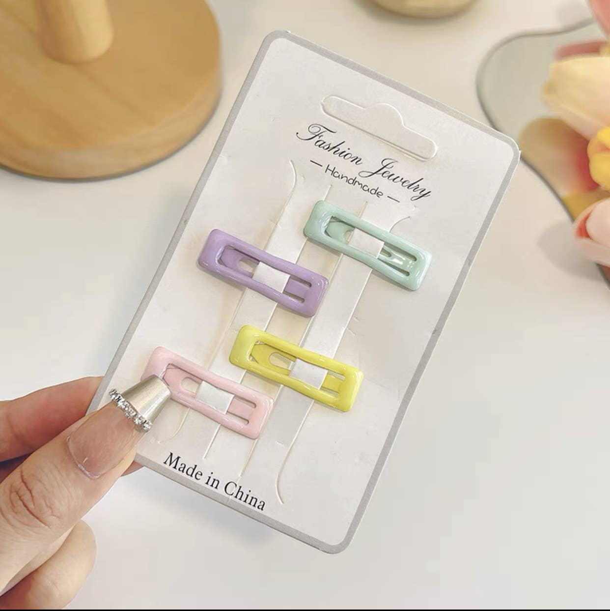 Amine hair clip Heart hair clip broken bangs