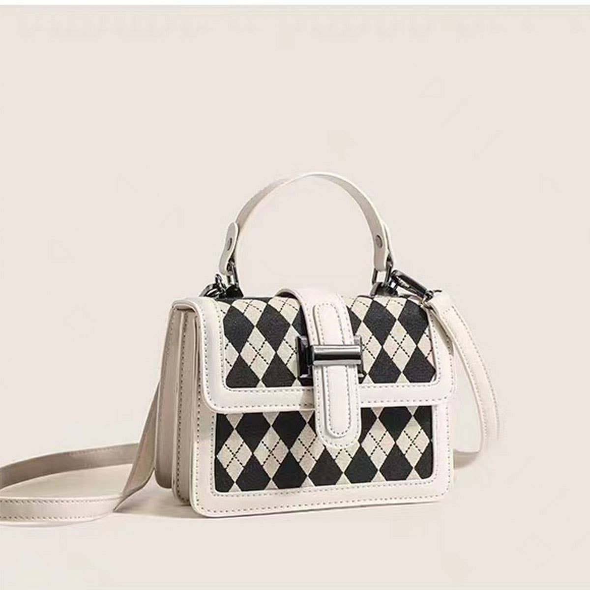 SMALL HIGH-END FASHIONABLE CHAIN SHOULDER BAG_CWAB3440