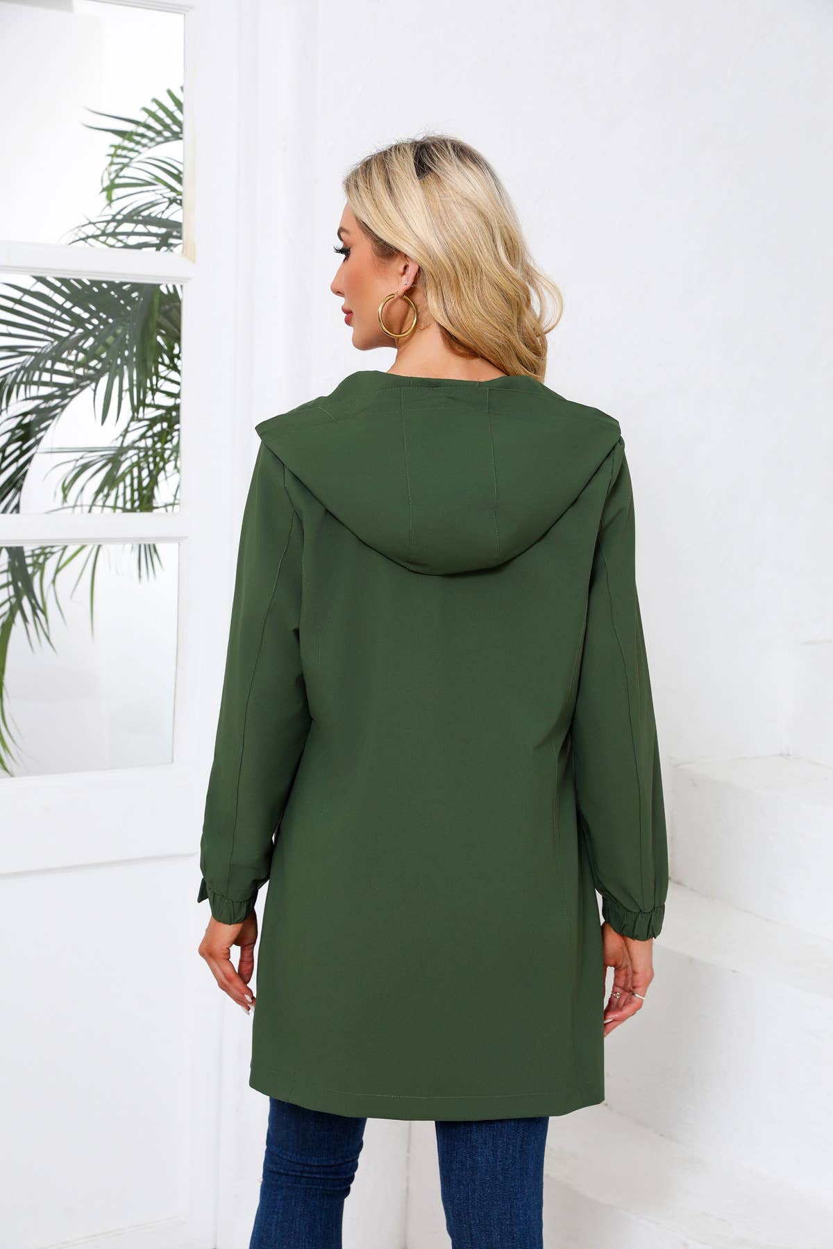 HOODED LONG-SLEEVED SPORTS TRENCH COAT