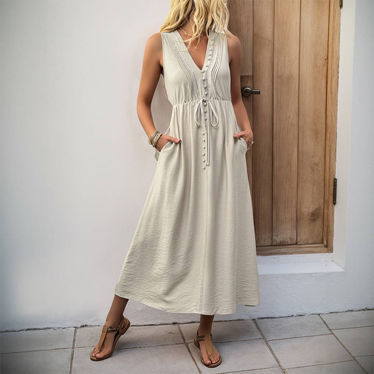 Solid color V-neck loose sleeveless tank dress